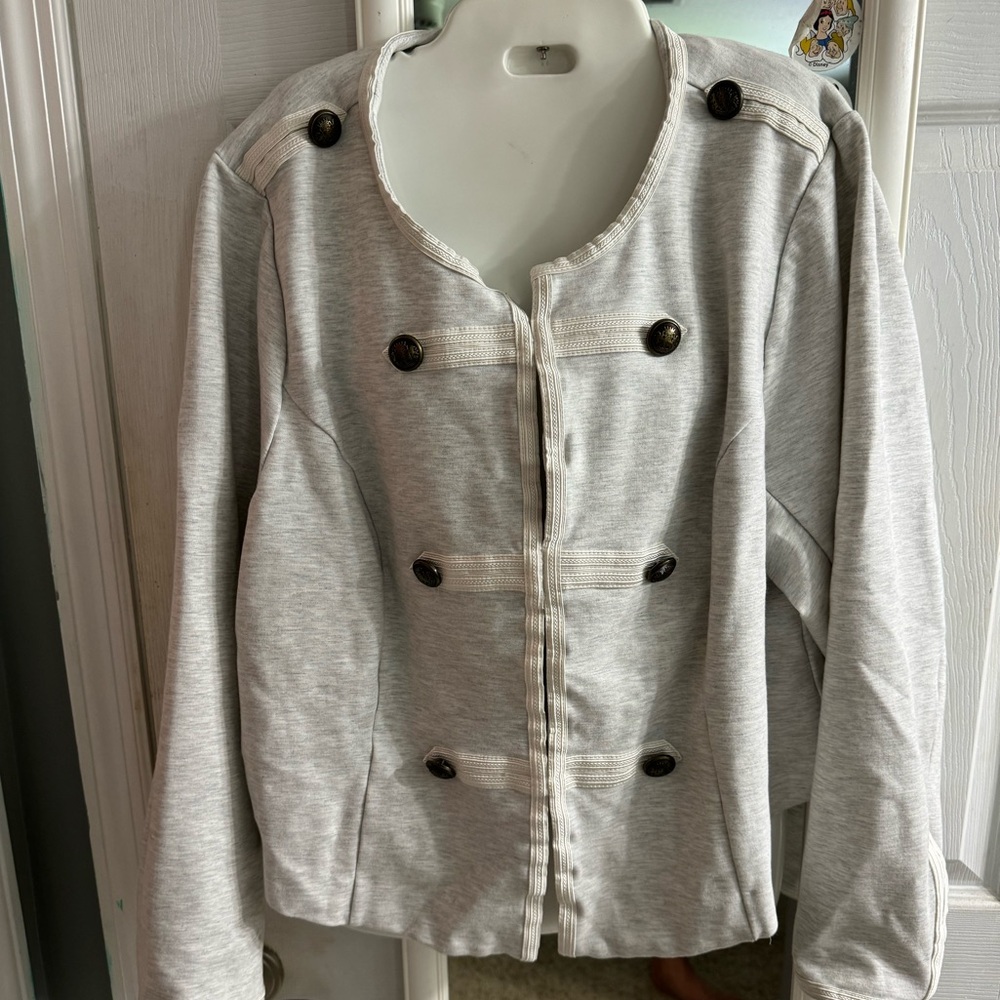 Torrid crop jacket size 3